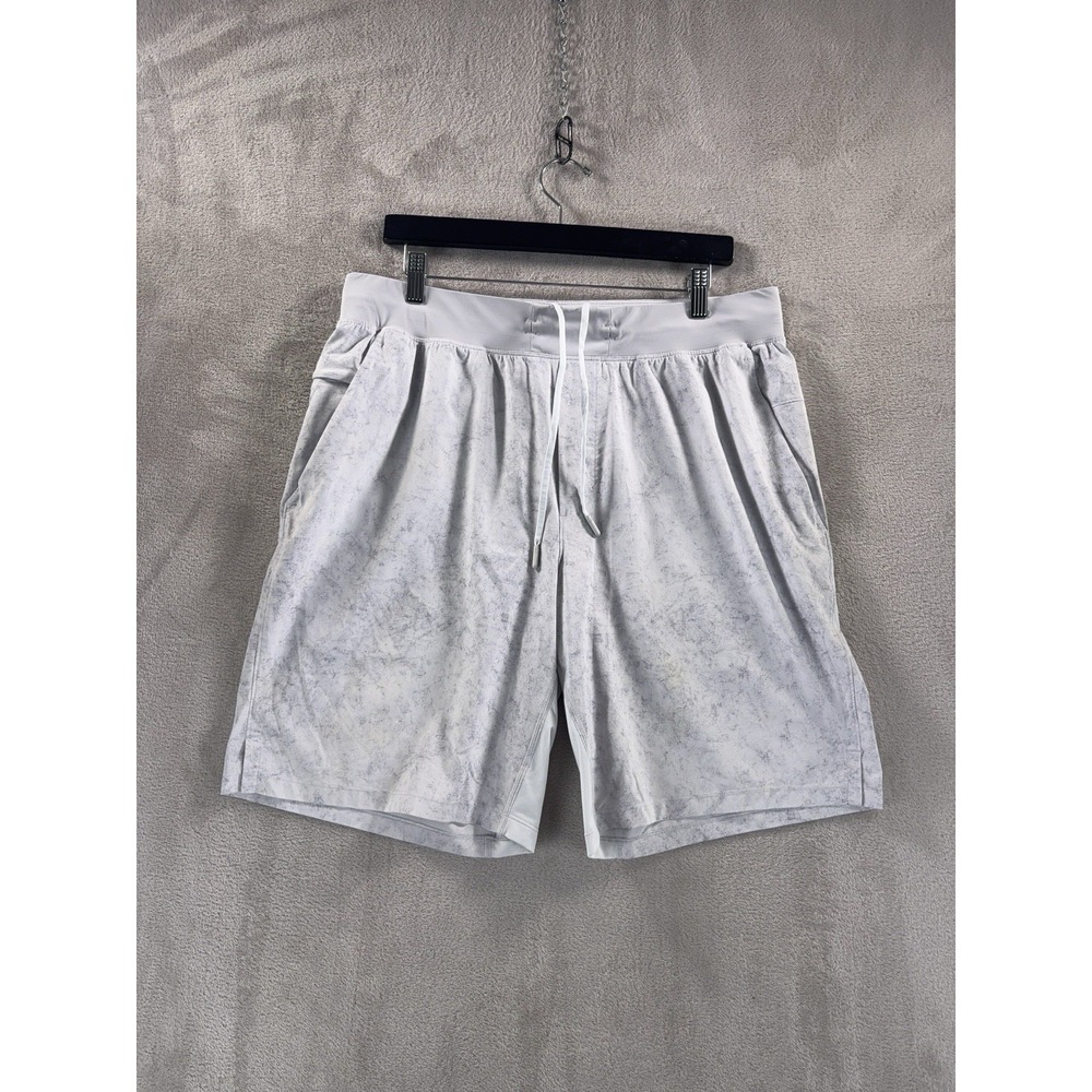 Lululemon The Shorts Mens Size XL Gray Gravel Dust Linerless Performance